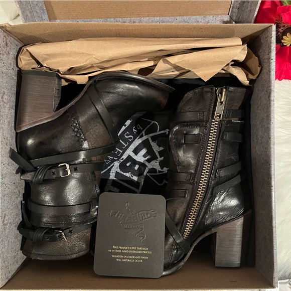 BNIB Freebird by Steven “Baker” Boot Sz 6, New in Box - Picture 3 of 16